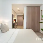 12Min From Burj Khalifa - Studio - Azizi Riviera