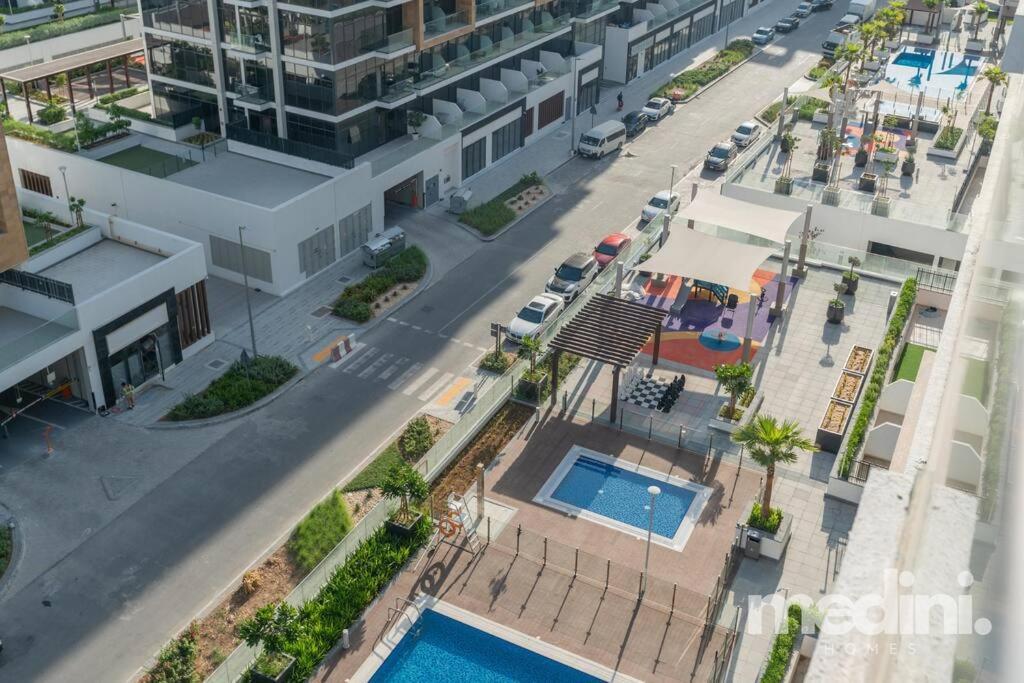 12min From Burj Khalifa - - Azizi Riviera Apartment Dubai