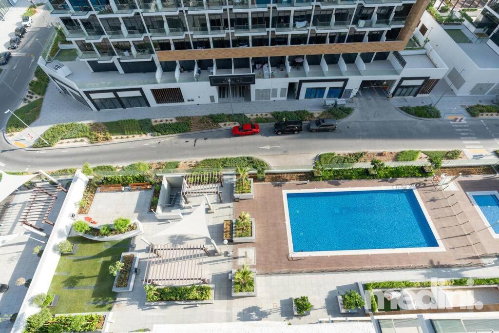 Apartment 12min From Burj Khalifa - - Azizi Riviera Dubai