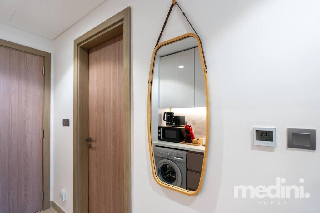 12min From Burj Khalifa - - Azizi Riviera
